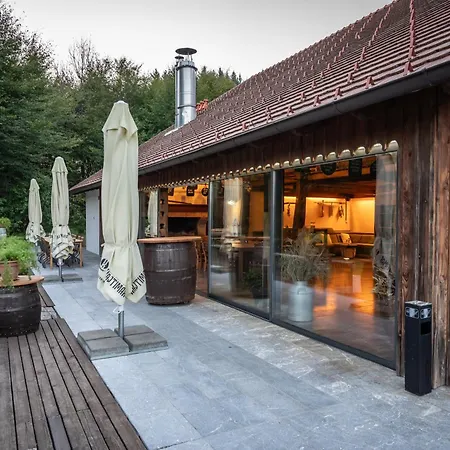Holiday home Hisa Martin